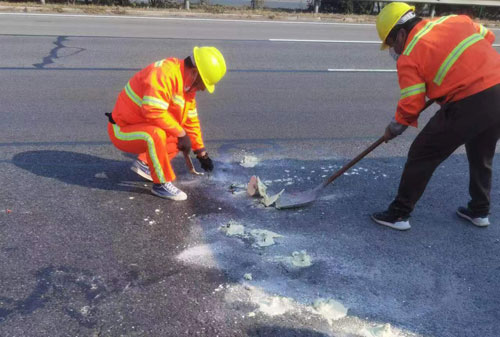 仁化公路下沉注浆加固